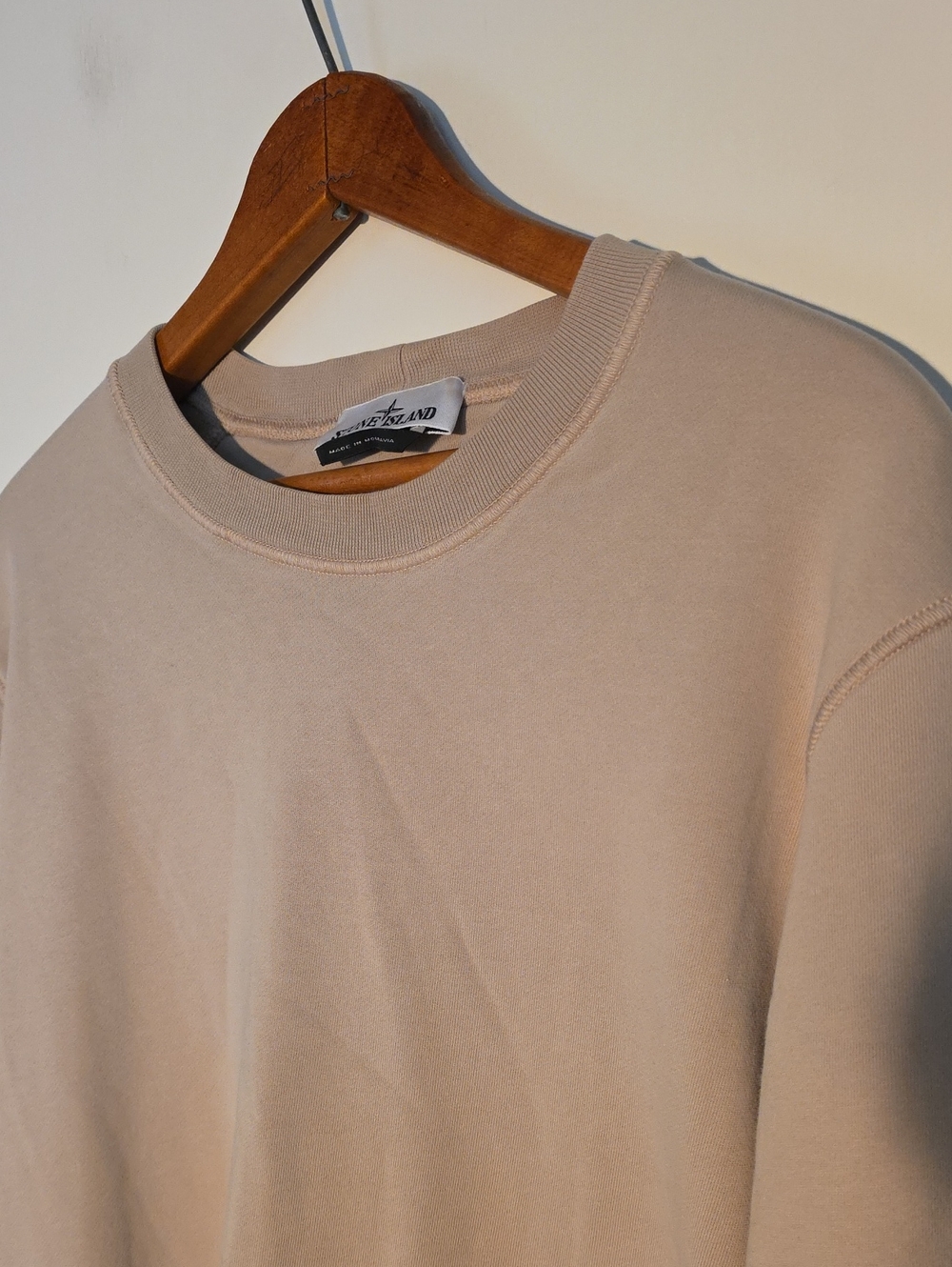 Stone Island XL Light Beige Crewneck Sweatshirt Perfect Condition - Picture 2 of 8